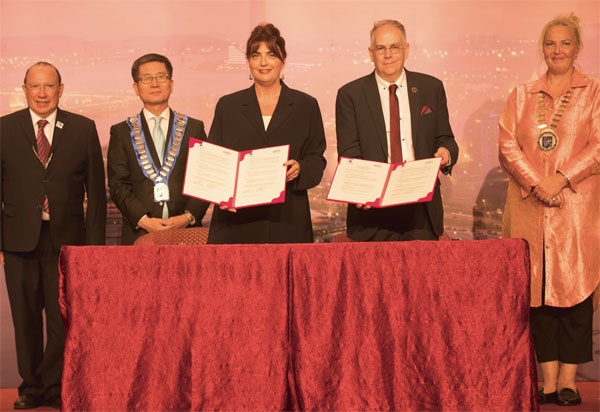 국제 스콜과 PATA가 아시아 지역 관광 활성화를 위해 첫 양해각서를 체결했다