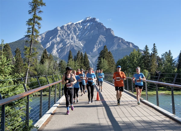 2019 밴프 마라톤 대회의 얼리버드 등록이 시작됐다. 풀 마라톤, 하프 마라톤, 10km 코스를 할인된 가격에 등록할 수 있으며, 밴프 국립공원 입장권도 포함된다