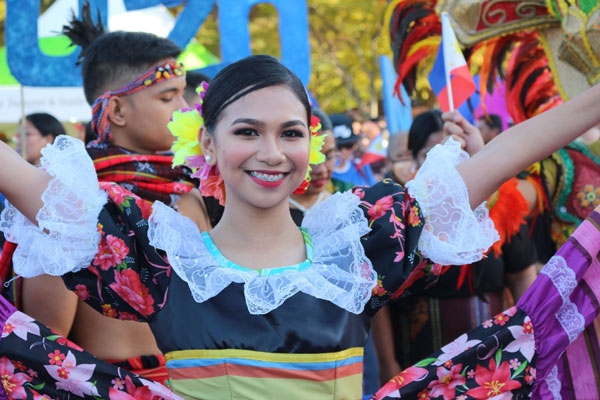지난 5일부터 7일까지 경남 창원시 용지문화공원 일대에서 ‘2018 맘프’ 축제가 열렸다 필리핀관광부