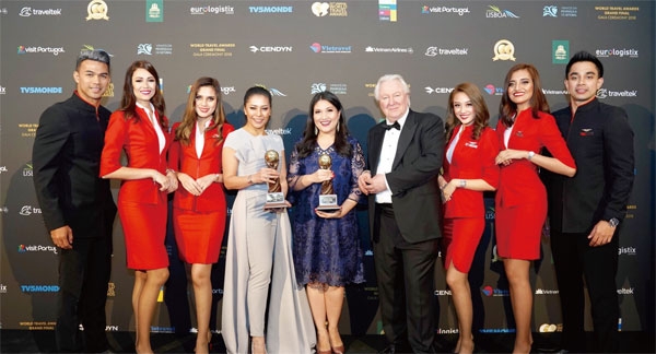 에어아시아가 ‘세계 최고의 저비용항공사상’을 수상했다