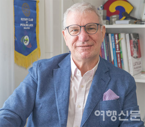 주한 라트비아대사관 페테리스 바이바르스 대사는 “인천-리가 전세기 상품으로 양국 간의 관광에 의미 있는 발걸음을 내딛었다”며 “한국인들에게 라트비아 인지도를 높이기 위해 다방면에서 노력할 것”이라고 밝혔다