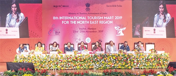 인도 마니푸르주 임팔에서 11월26일부터 28일까지 개최된 제8회 인도 국제 관광전에서는 인도 북동부 관광시장에대 한 열띤 토론과 B2B미팅이 이어졌다