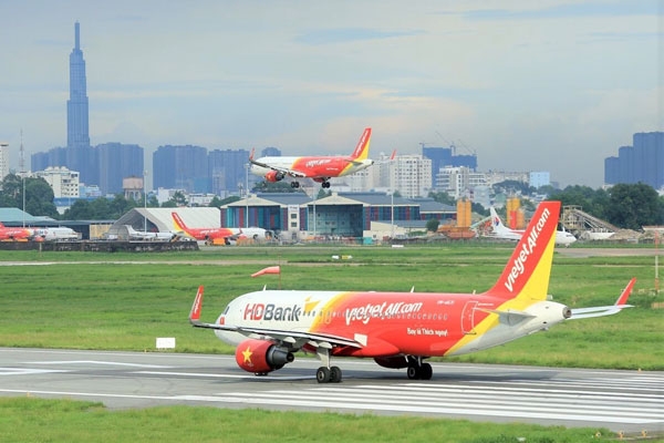 뱀부항공과 비엣젯항공 등 베트남 항공사들이 국내선 운항에 시동을 걸었다. 중국도 항공규제가 완화되면서 국내 여행 수요가 점진적으로 늘고 있다 ⓒ비엣젯항공