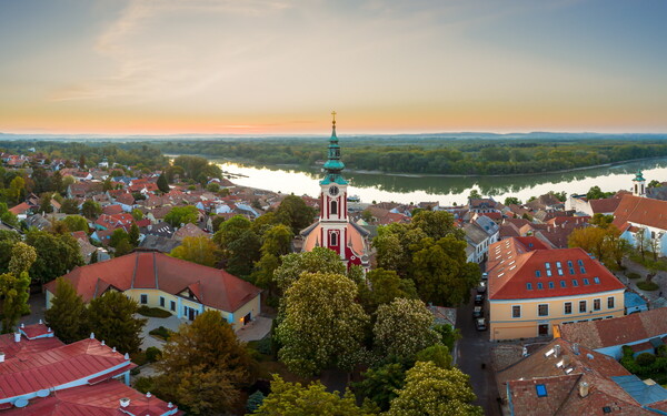 헝가리에서 동화같이 아름다운 마을 중 하나로 손꼽히는 센텐드레(Szentendre) / 헝가리관광청