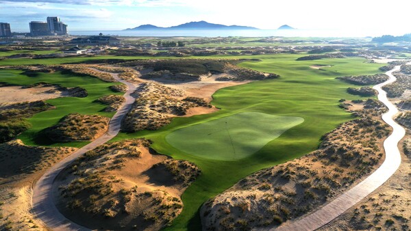 Hana Tour introduced the Global Golf Challenge Tour, which departs on March 20th. The photo shows the Hoiana Shores GC where this tournament is held / Hana Tour