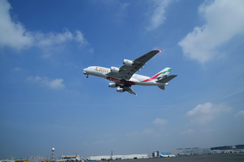 에미레이트항공이 100% SAF를 활용한 A380 항공기에 대한 시범 운항을 성공적으로 마쳤다 / 에미레이트항공