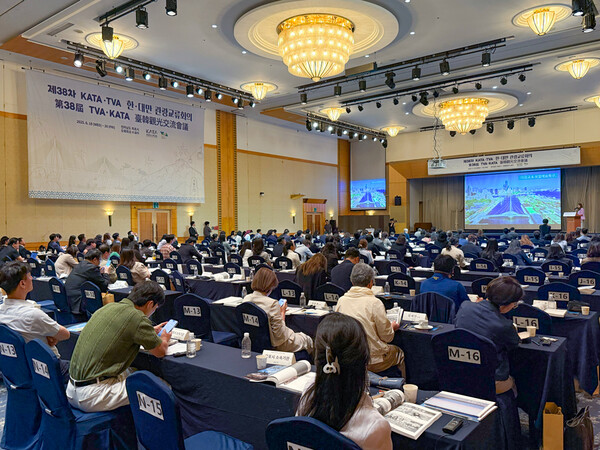 이날 행사에는 한국 130여명, 대만 70여명의 여행업계 관계자가 참석했다 / 송요셉 기자