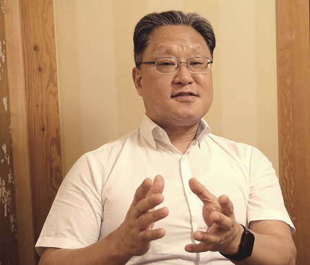 투어마케팅코리아 이재명 대표는 “1990년대 후반 해외비즈니스 자체가 척박한 환경이었지만, 과감히 크루즈업에 도전했다”라고 강조했다 /투어마케팅코리아