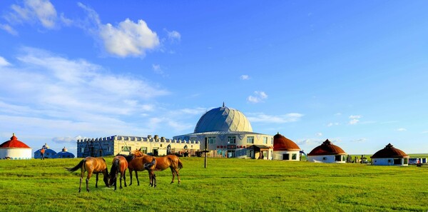 교원그룹 여행이지가 몽골 ‘울란바토르 국제마라톤 2026’ 참가권을 포함한 4일 일정 런트립 패키지를 선보였다 / 교원그룹 여행이지