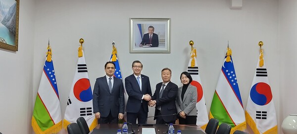 한국여행업협회와 주한 우즈베키스탄 대사관이 한국인 관광객의 우즈베키스탄 방문 확대를 위한 협력 방안을 논의했다 / 한국여행업협회