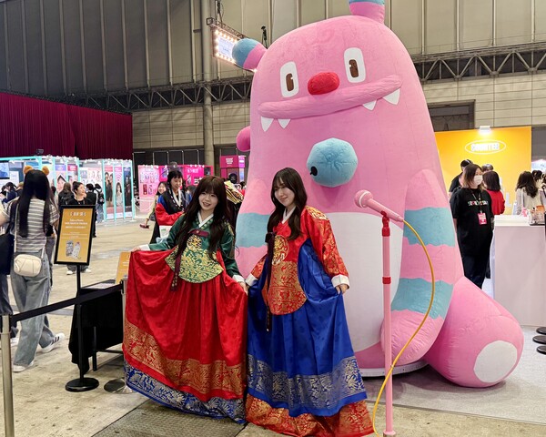 서울관광재단이 5월8일부터 10일까지 일본 치바현 마쿠하리 메쎄에서 열린 ‘KCON JAPAN 2026’에 참가해 현지 방문객 약 4,700명에게 서울 관광을 홍보했다 / 서울관광재단