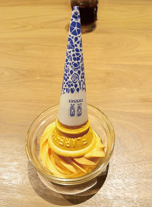 홋카이도답게 아이스크림에서도 진한 우유 맛이 난다
