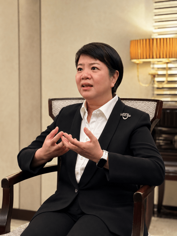 태국관광청 시리켓아농 뜨리랏따나송폰 동아시아지역 국장이 인터뷰 질문에 답하는 모습 / 송미주 기자